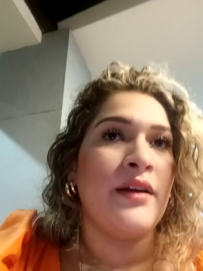 Sara_smiiith211