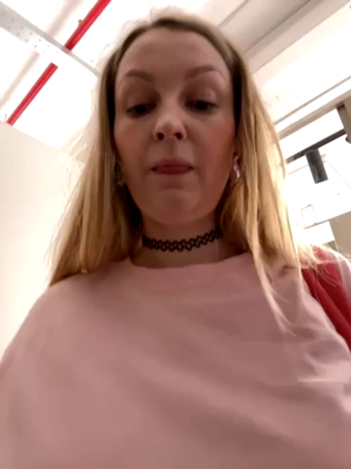 Teya_moon_