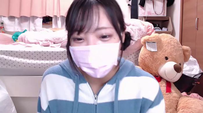 _chanMOMO_