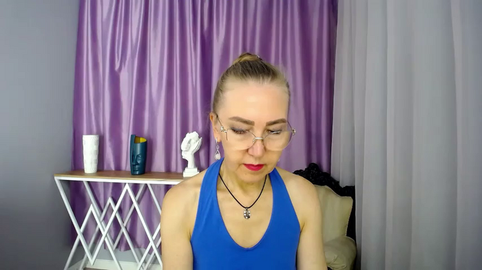 queen_a_n_i