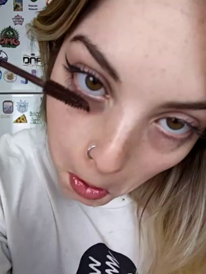 Elnonoykeila77