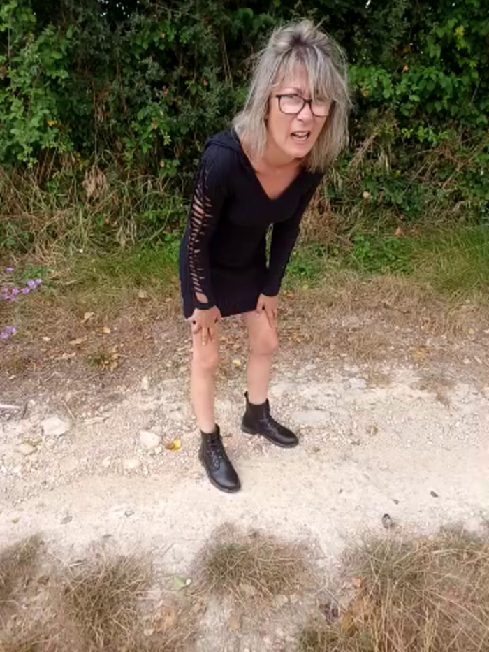Timide_girl2