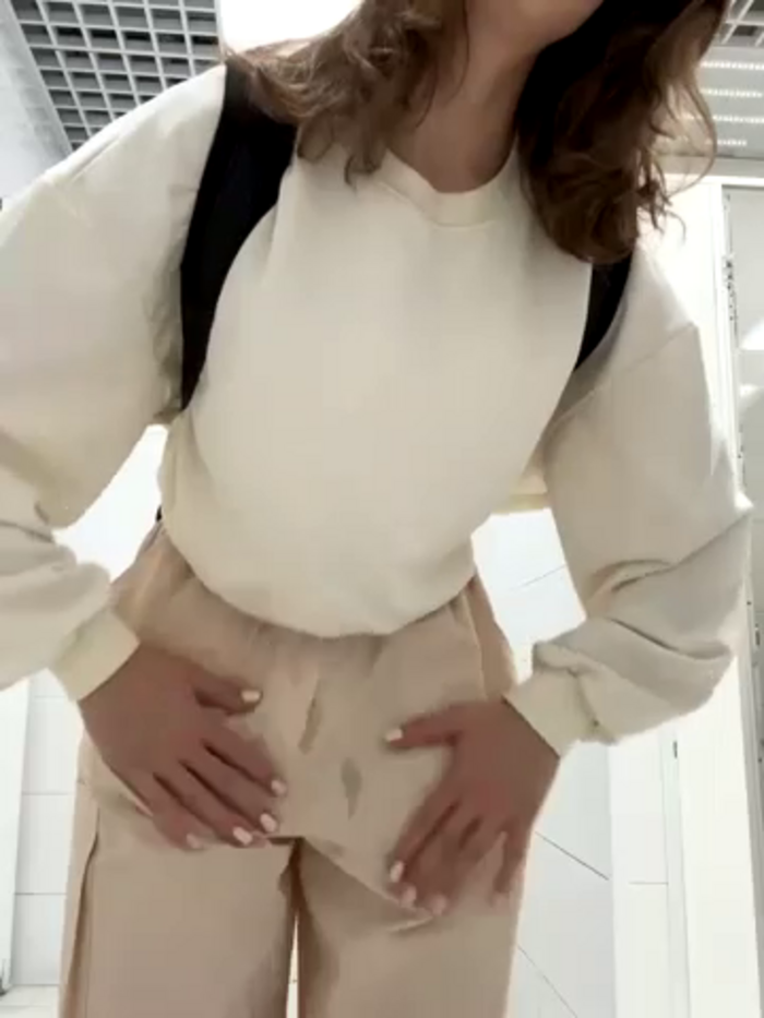 -AngelAri-