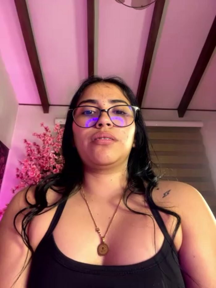 SaritaHot_69