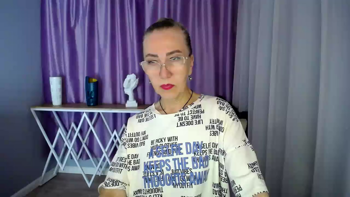 queen_a_n_i