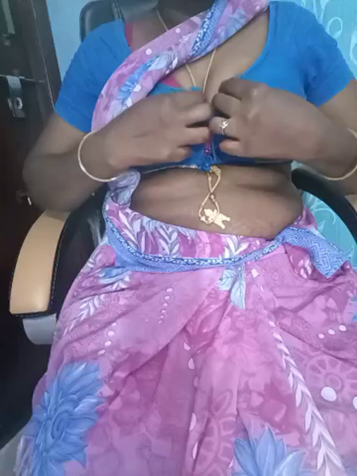 Tamil-hotwife