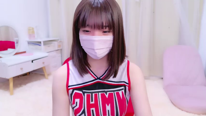 -Yuria-