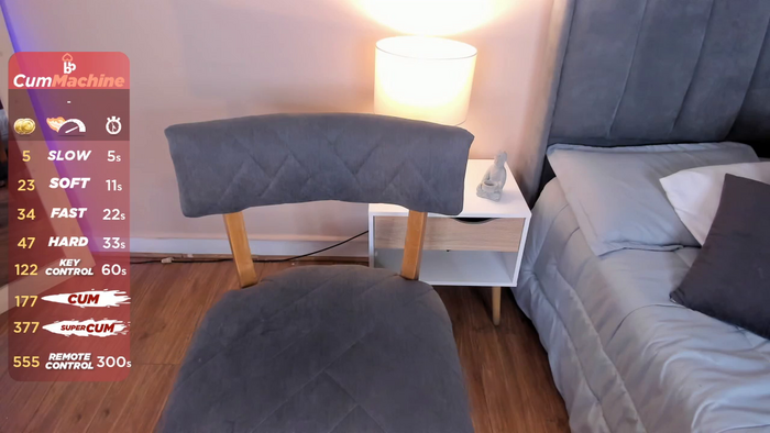MiaFranklyn