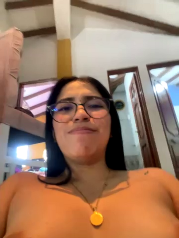 SaritaHot_69