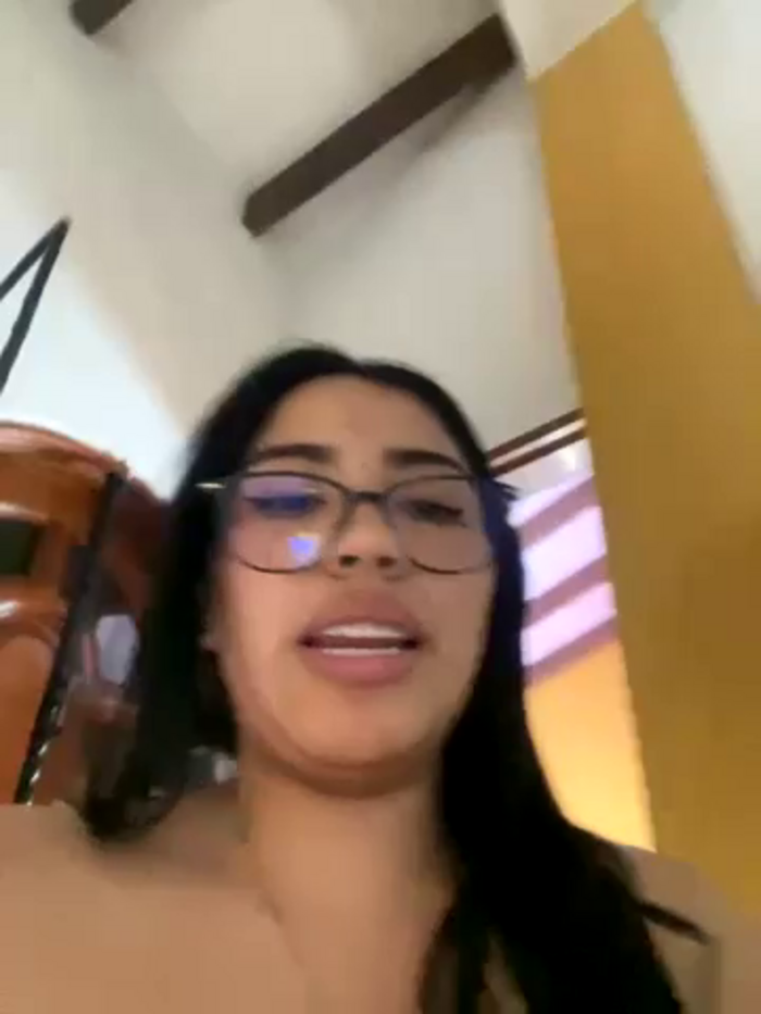SaritaHot_69