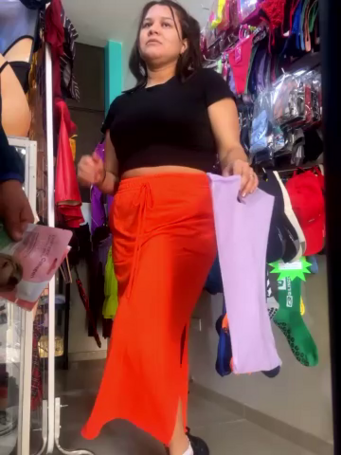 BUSTY-STORE-LAROSALIA1XXX