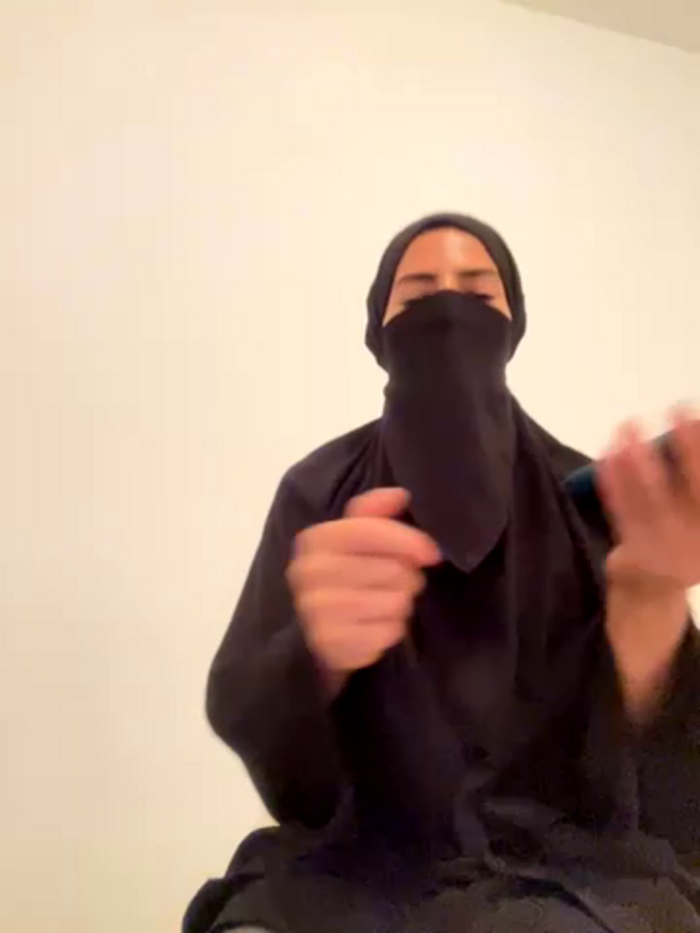 Hijabi_HotGirls