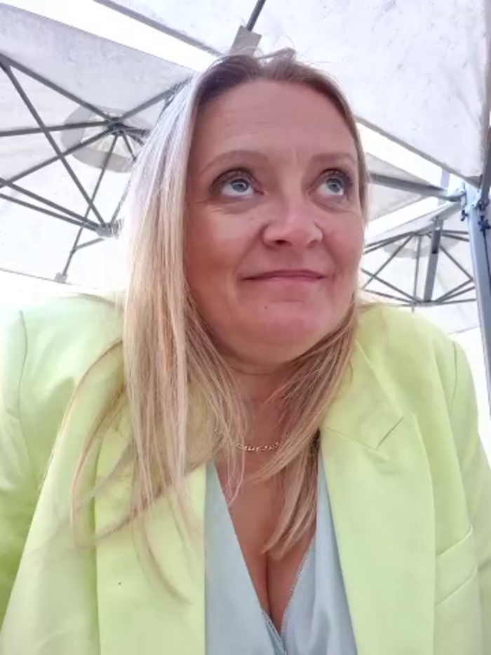 lady_charlyne