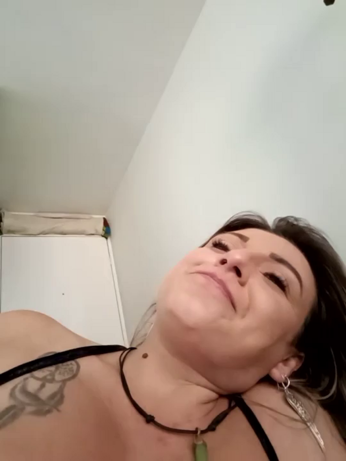 Isabellaa_Garcia_