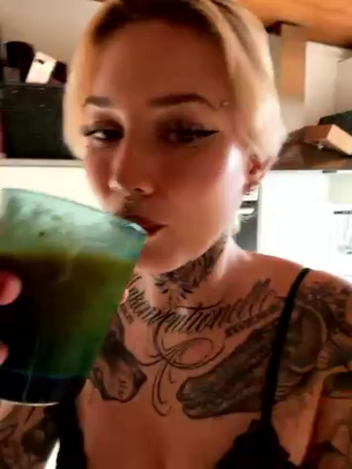Stella-Kink