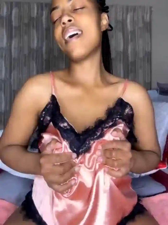 2024/07/23/stripchat-tamia_98-03-49-03