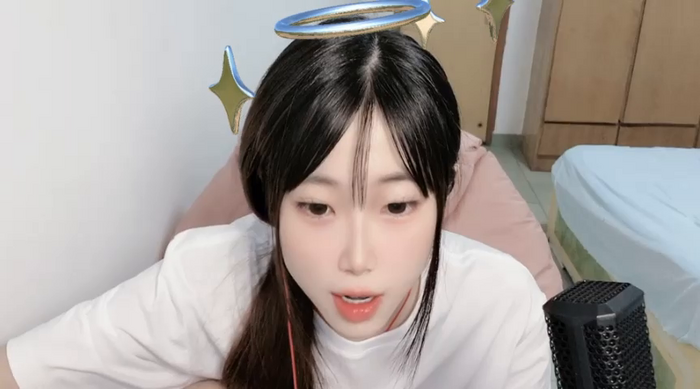 v-vivian