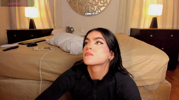 Antonellaparis_