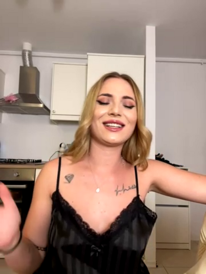 AvaGianna