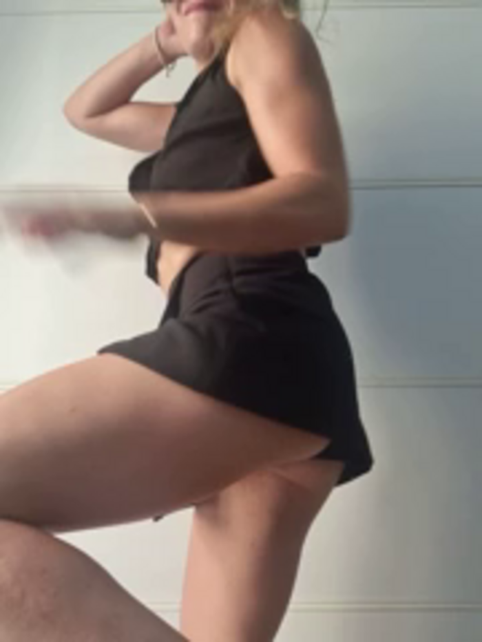 LadyScarlett-xk