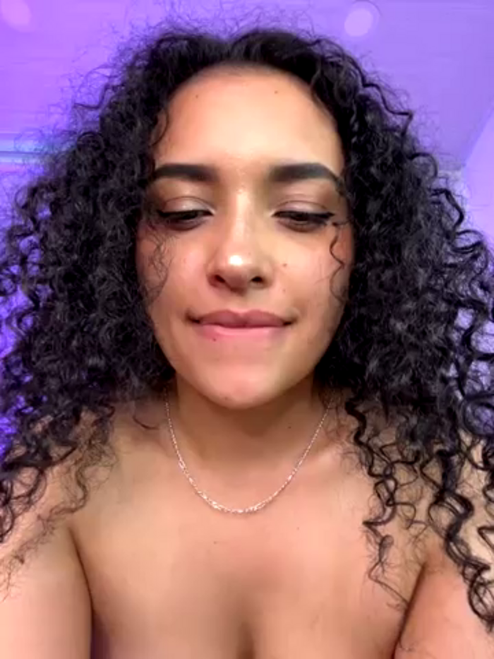 Lucy_Marin