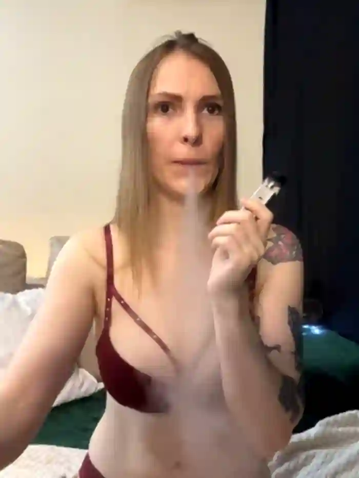 2024/07/24/stripchat-rachelbeli-01-56-04