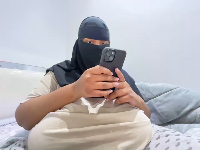 Submissive_Arab
