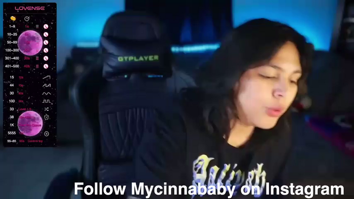 miacanela_xo
