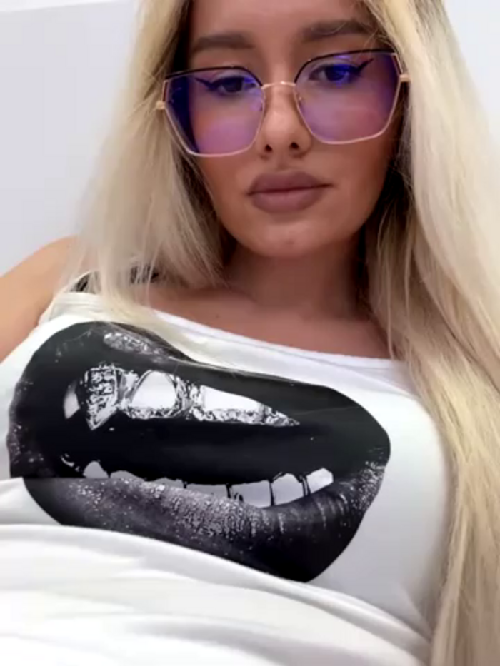 mollyxxx