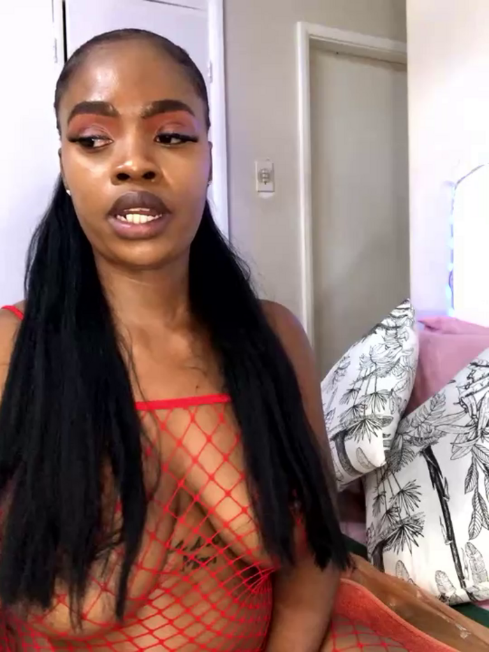 LuciousLips96