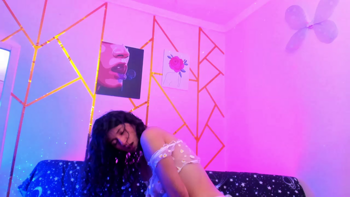 Vanee_Cruzz