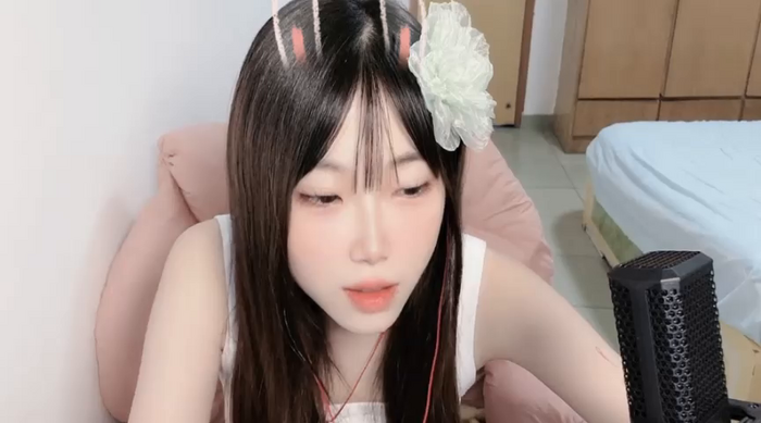 v-vivian