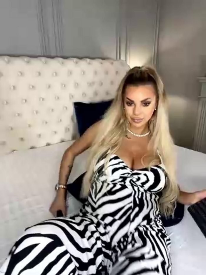 CassieJollie