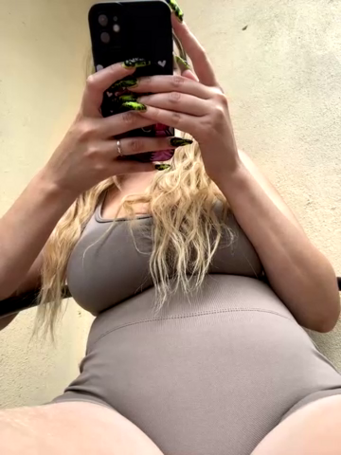 Teya_moon_