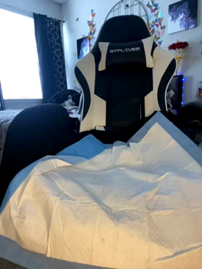 _Neeka_