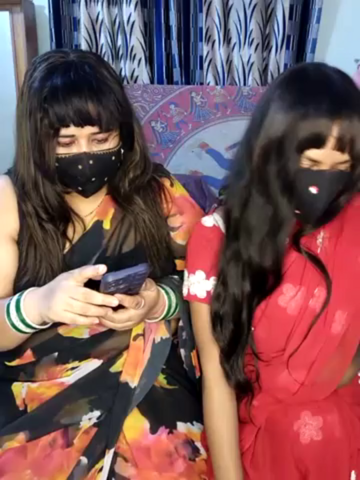 Indian_hotmilfs