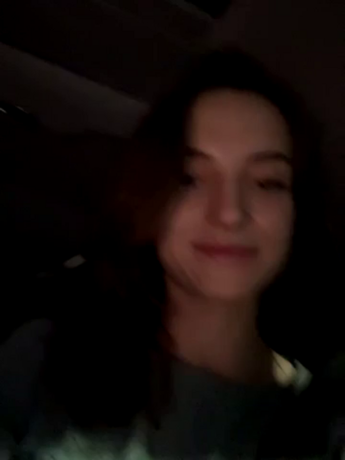 -AngelAri-