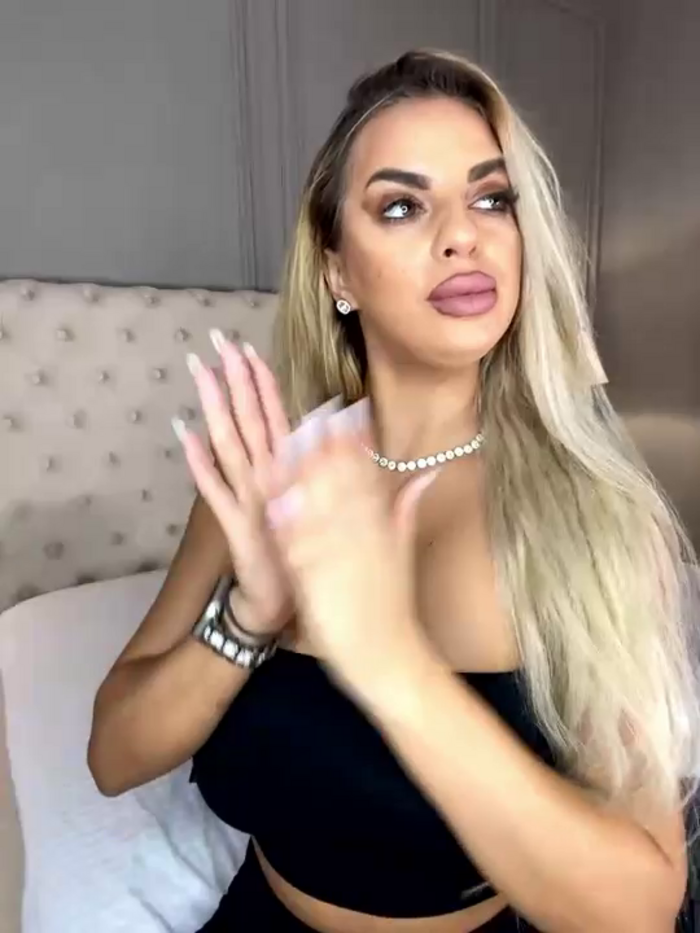 CassieJollie