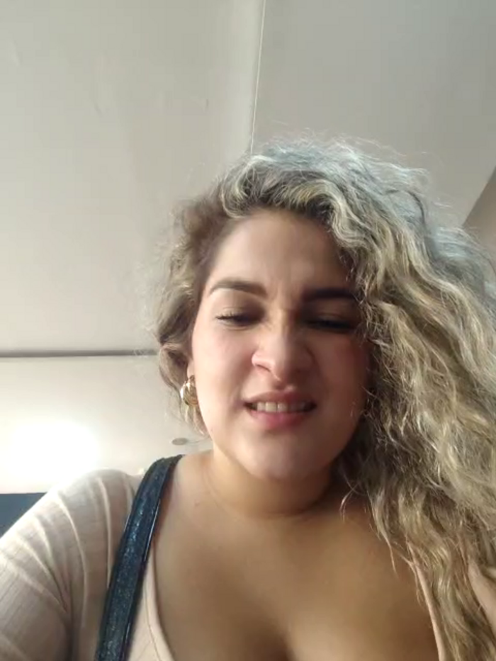 Sara_smiiith211