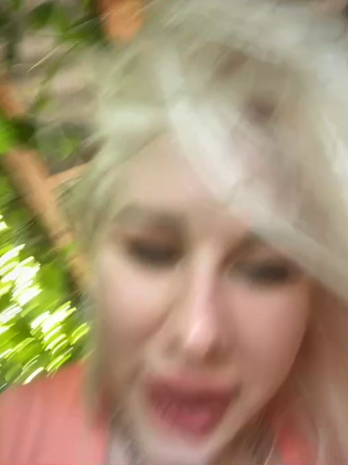 LaraHollywood