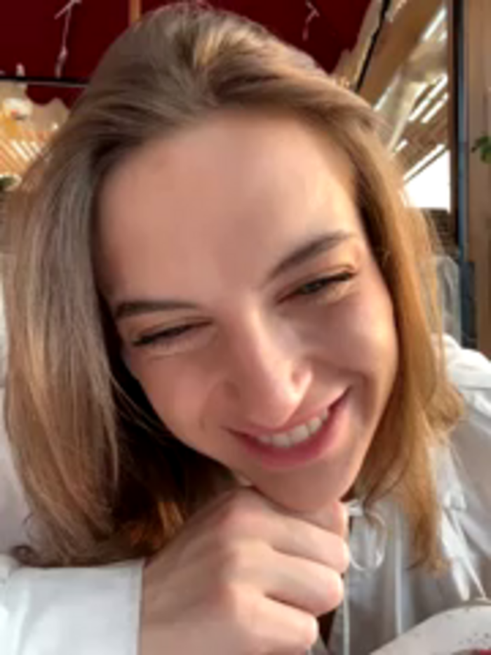 -AngelAri-