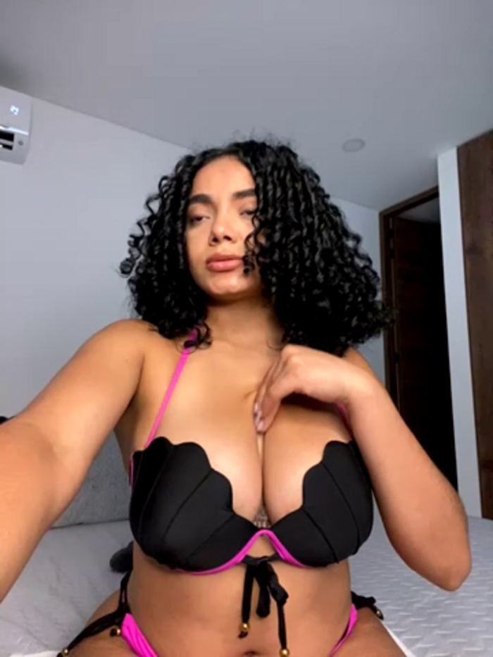 Curlyier