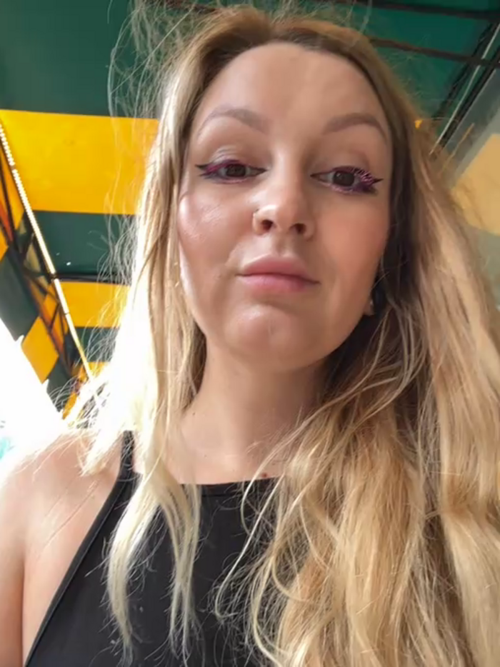 Teya_moon_