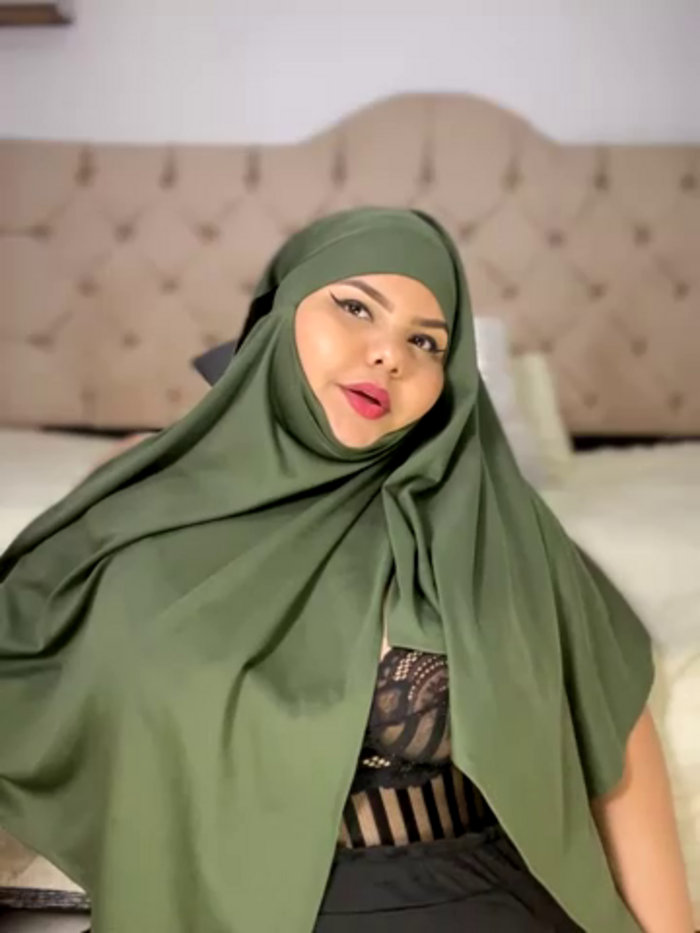 _Shara_Handal_