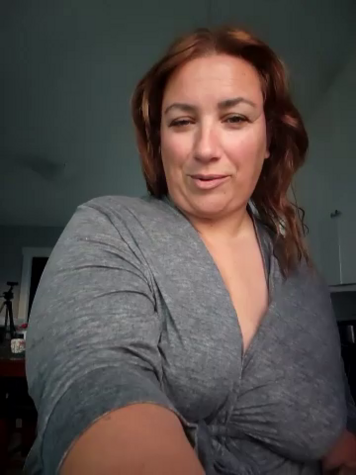 Canadian_BBW
