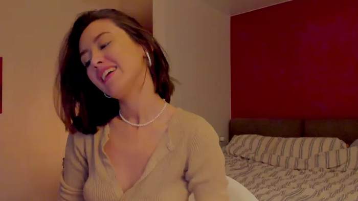 Alexa_Girl1