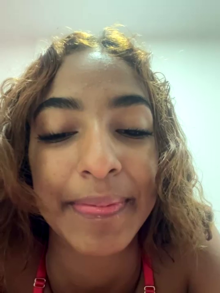 Carla_Logan