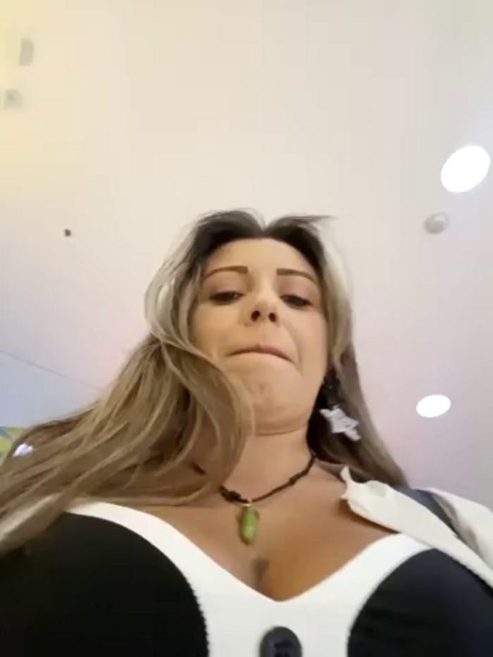 Isabellaa_Garcia_