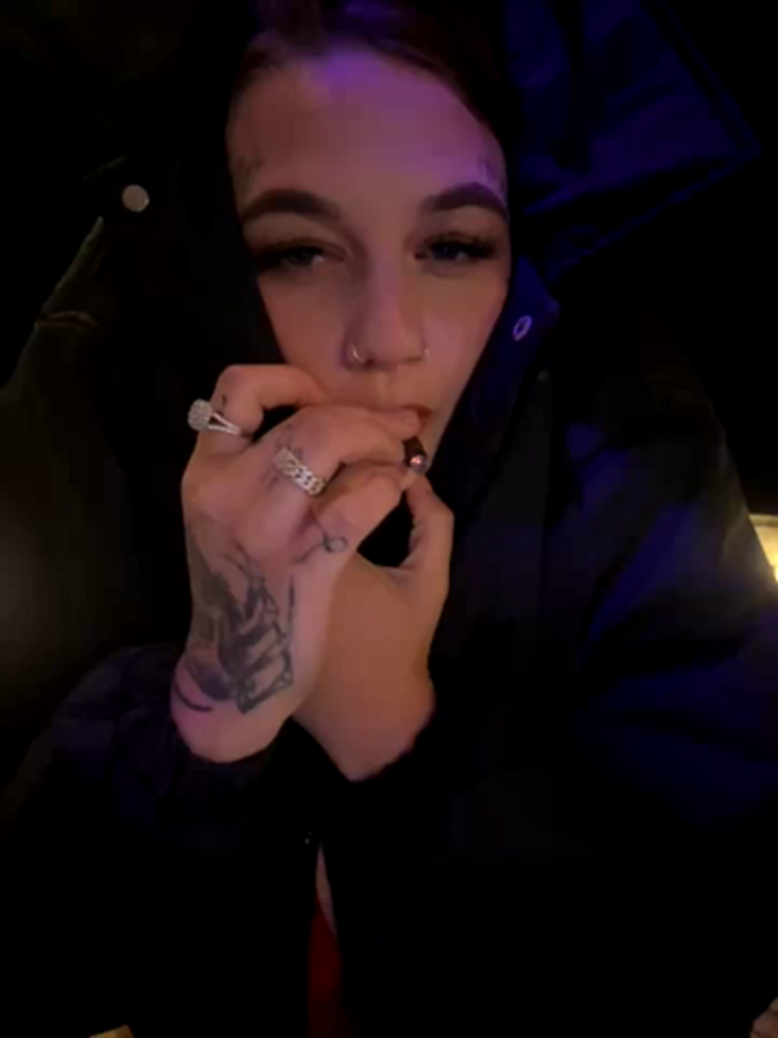 chloetease