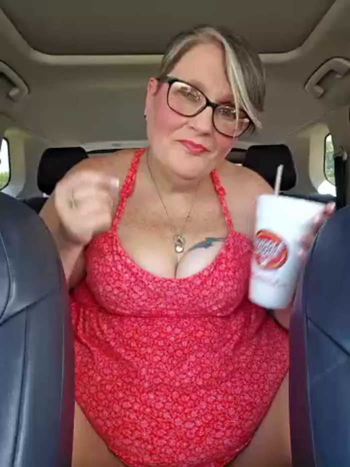 DEESPRETTIES
